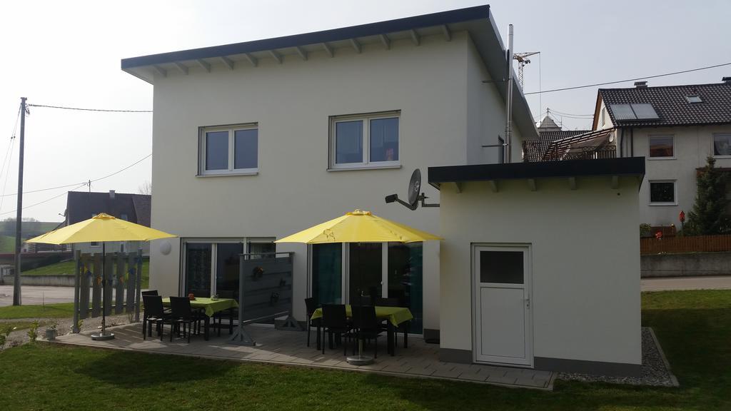 Ferienwohnung Schloegl Rettenbach (Gunzburg) Exterior foto